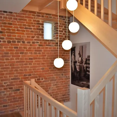 Bed & Breakfast De Oude Limonadefabriek 3*